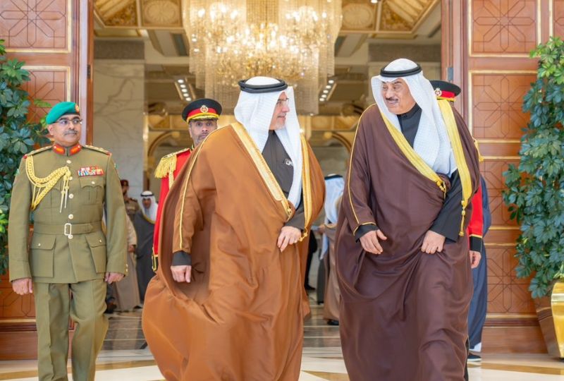 HRH Prince Salman meets Kuwaiti Crown Prince
